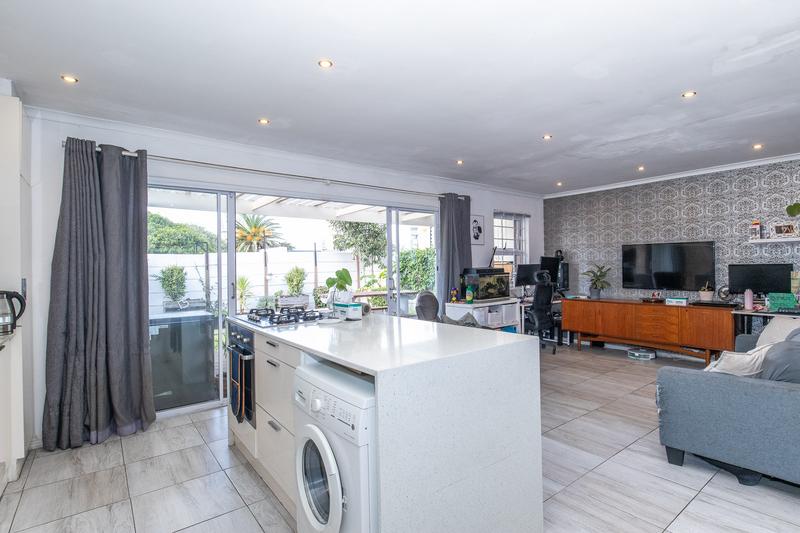 2 Bedroom Property for Sale in Diep River Western Cape
